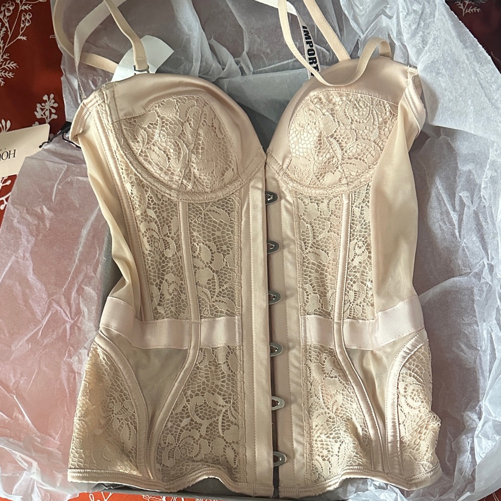 House of CB Mikayla Nude Lace Corset Size Medium